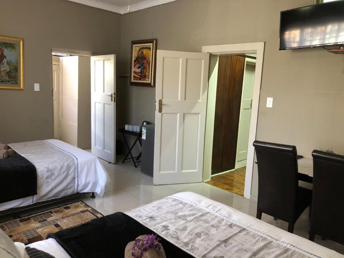 קרונסטד The Lavender Guesthouse מראה חיצוני תמונה