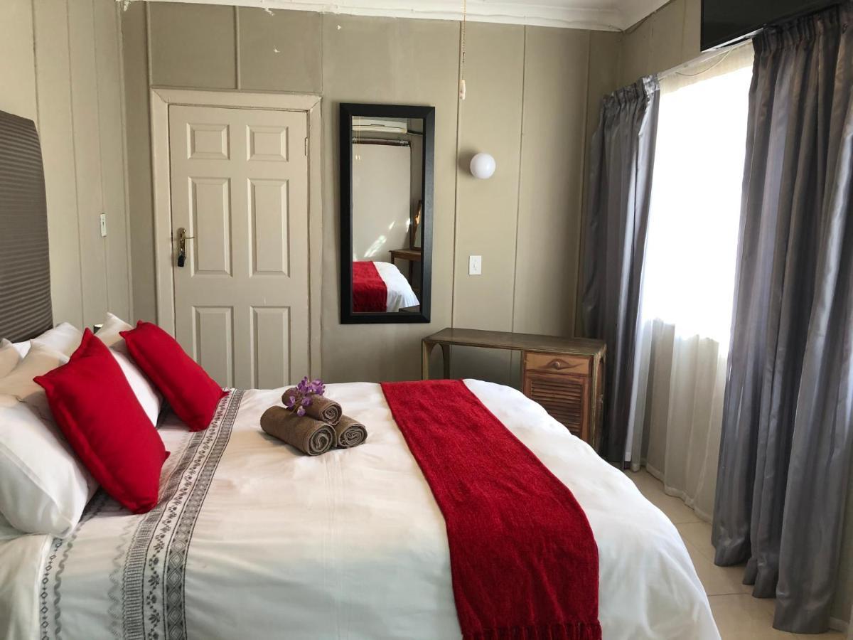 קרונסטד The Lavender Guesthouse מראה חיצוני תמונה